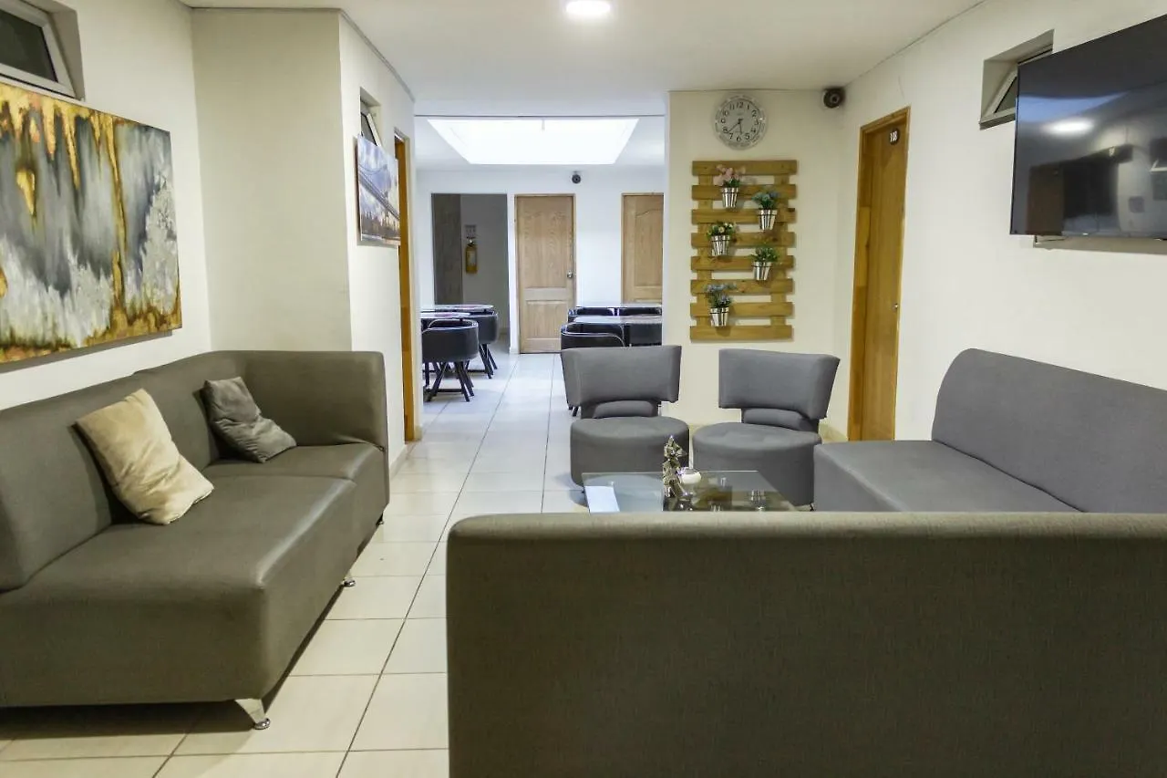 Ayenda 1244 Hotel California. Medellin Colombia