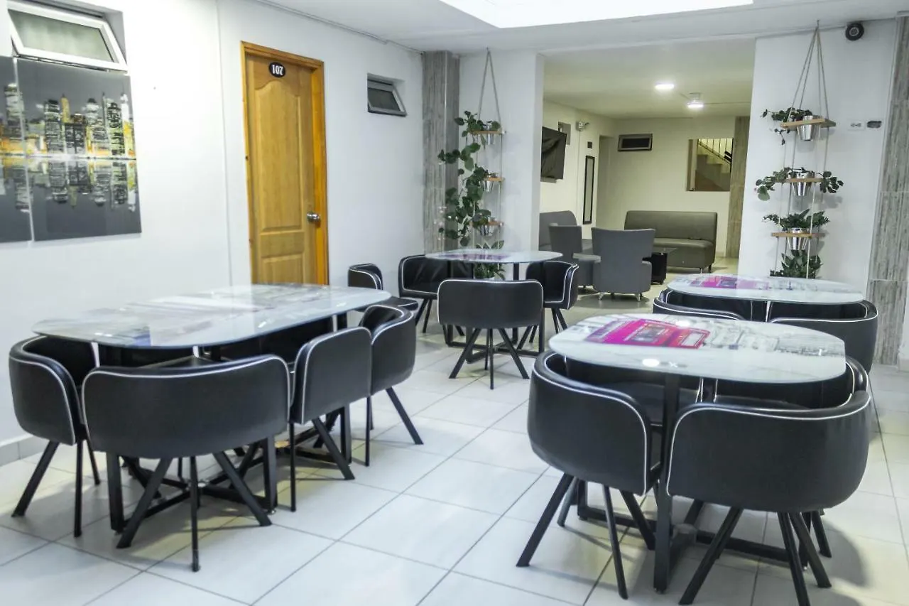 ****  Ayenda 1244 Hotel California. Medellin Colombia