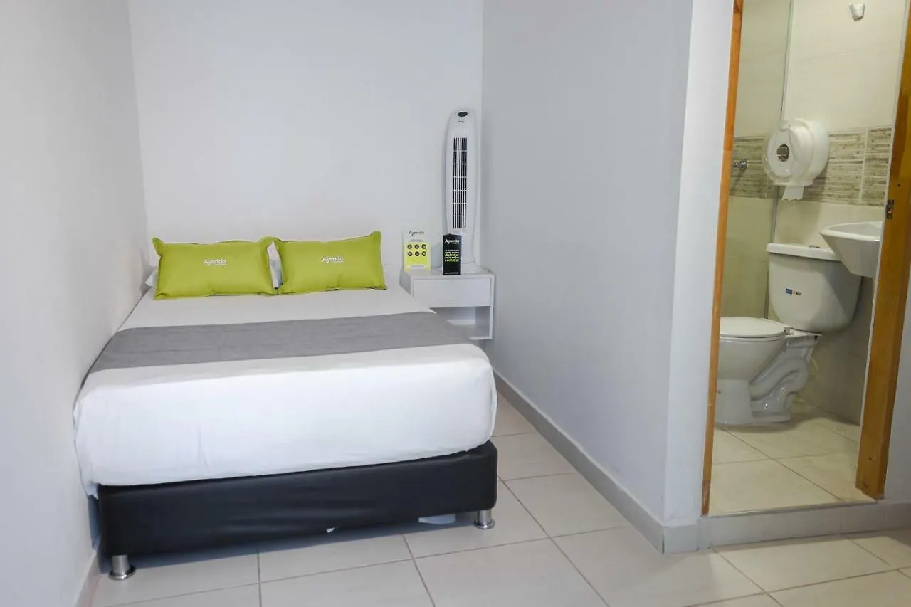 ****  Ayenda 1244 Hotel California. Medellin Colombia