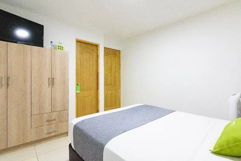 Ayenda 1244 Hotel California. Medellin 4*,  Colombia