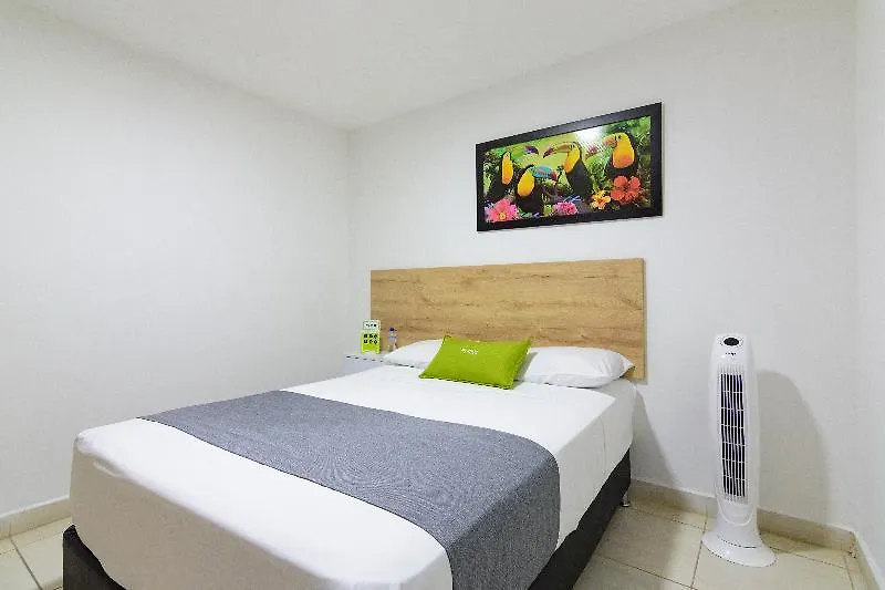 ****  Ayenda 1244 Hotel California. Medellin Colombia